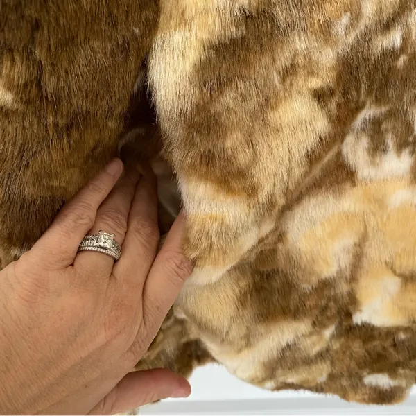 Daytrip Boho Tan Brown Cream Faux Fur Jacket Coat size medium NWOTS - Image 6