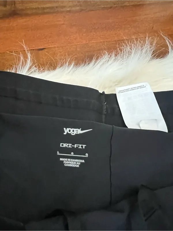 Nike Dri-FIT Men’s Lined Running Shorts Black Size Large Zip Pocket - Image 2