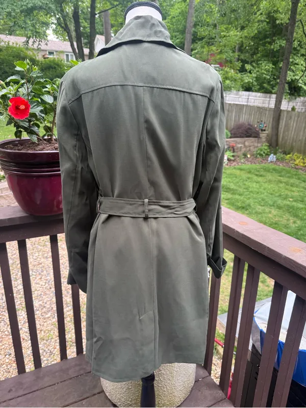 New BANANA REPUBLIC Trench Coat Olive Green Length 38 inches Size L Large Tie - Image 6