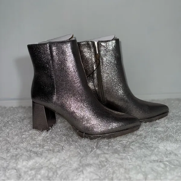 Worthington‎ Women's Silver Metallic Block Heel Ankle Boots Size 8 Medium - Image 4