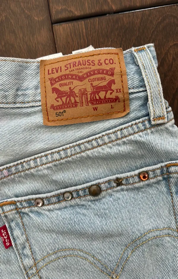 Levi’s Embellished Shorts - Image 4
