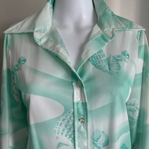 Vintage 70’s Jantzen Sea Shell Print Dagger Collar Top - Image 6