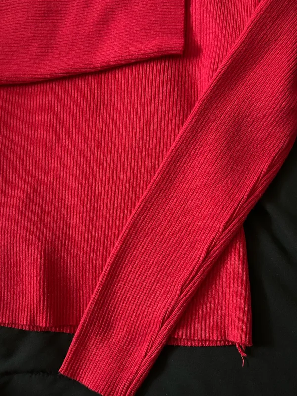 Jon & anna Red long sleeve - Image 2