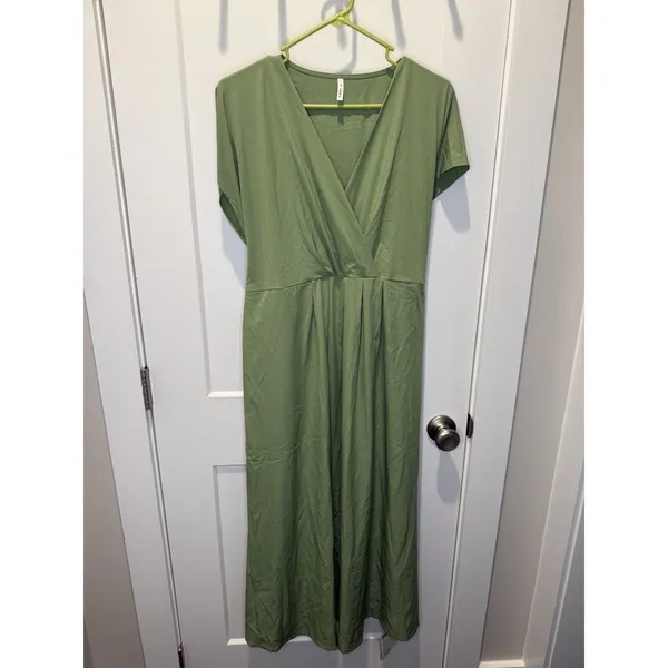 Halara Breezeful™ V-neck midi dress Green Wrap Style XL Travel Athletic Costal - Image 3