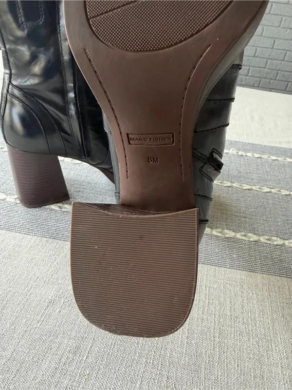 Marc Fisher Black Leather Abitha Block Heels Ankle Booties Size 8 Y2K - Image 7
