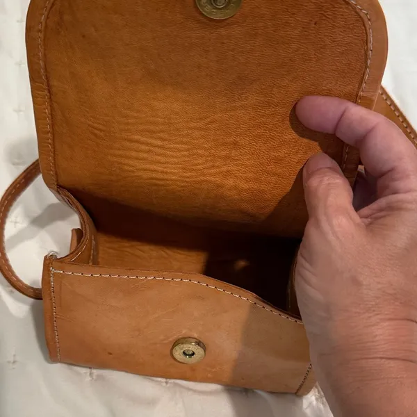 Chic Tan Leather Mini Bag (8) - Image 2