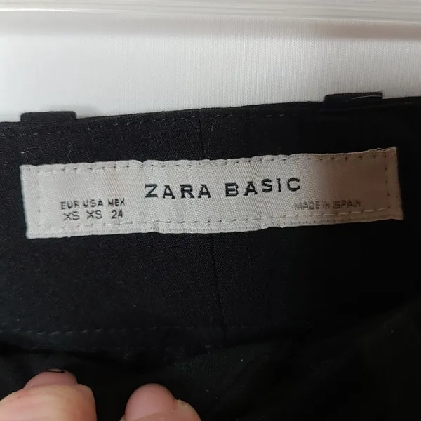 Zara black dress shorts sz XS - Image 4