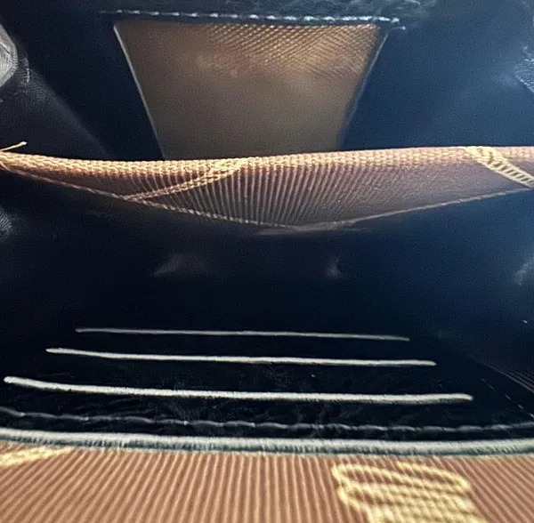 Sling Bag Crossbody Shoulder Bag With Coin Purse - Image 8