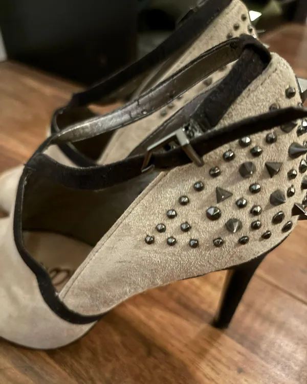 San Edelman Suede Beige Heels Size 7.5 - Image 4