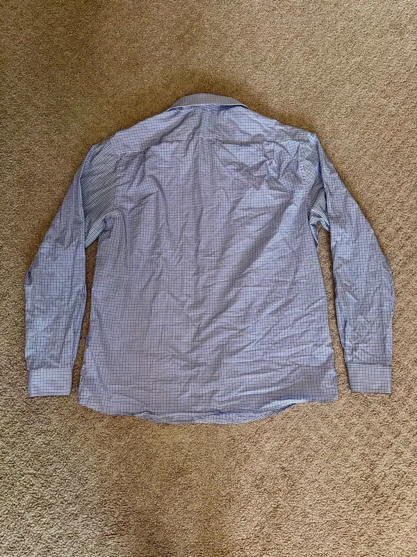 Men’s Tommy Hilfiger Blue and White Button-Down Shirt Size XL - Image 4