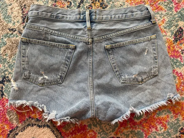 AGOLDE Denim Shorts - Size 28 - Never worn!!! - Image 5