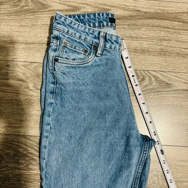 Waven Tova 90s Wide Leg Jeans V-Waist Light Blue Raw Hem Womens 26 x 31‎ US 4 - Image 6