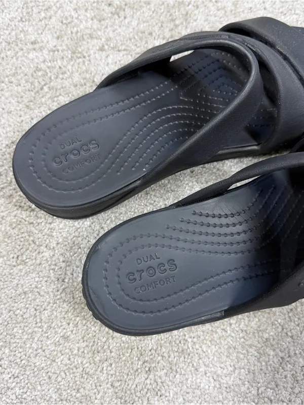 Crocs Women’s Gateway Strappy Sandals Lightweight Platform Sole in Black 7 - Image 5