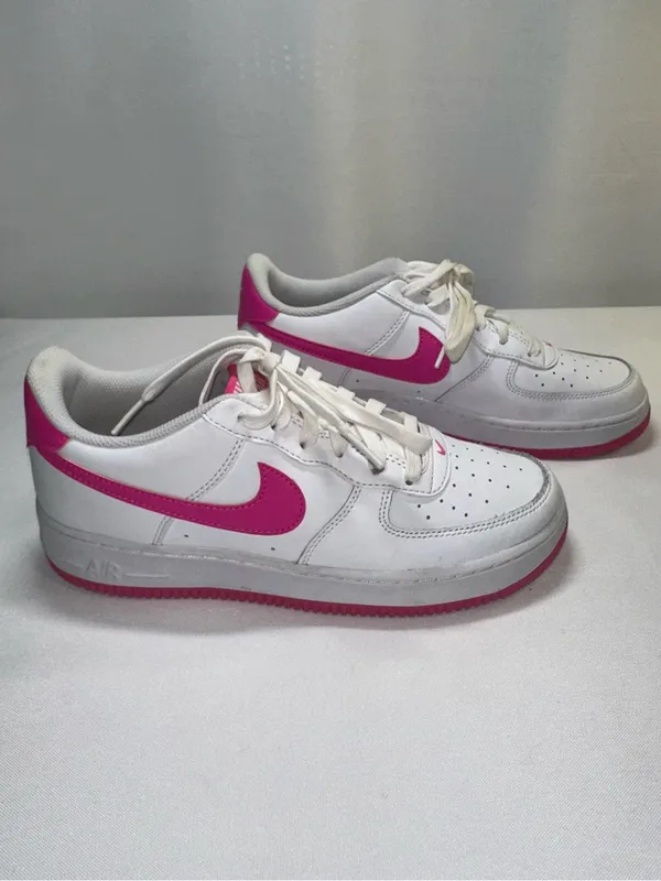 Nike Air Force 1 Low White Laser Fuchsia Pink FV5948-102 Youth 7Y Women 8.5 - Image 2