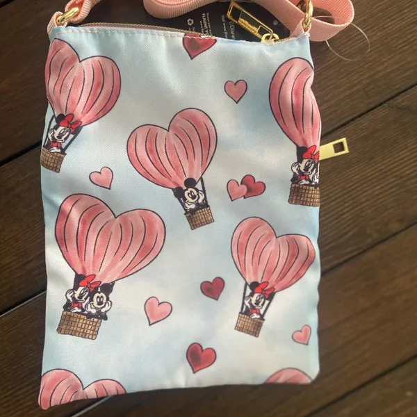 Lounge Fly Disney Mickey Mouse & Minnie Mouse Heart Balloon Passport Crossbody Bag - Image 4