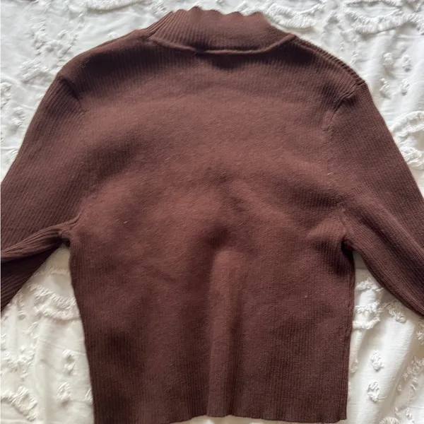 Divided S BROWN TURTLE NECK LONG SLEEVE SWEATER CROP TOP - Image 4