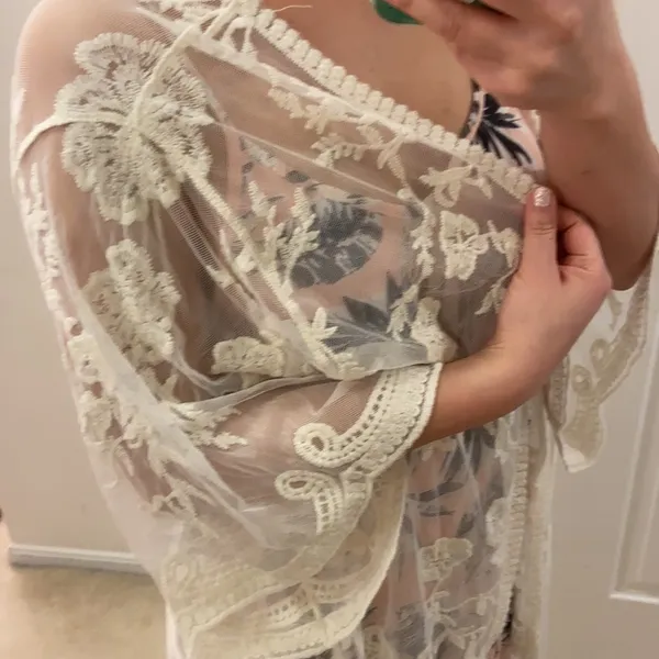 Adiva Lace robe. S - Image 6