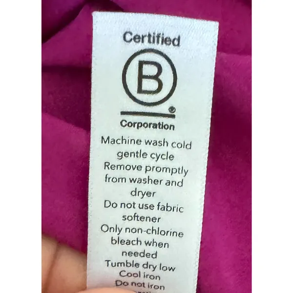 Athleta Running Athletic Workout Athleisure Shorts Fuchsia Pink Size Large - Image 9