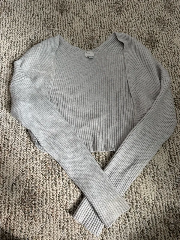 Grey cropped cardigan target - Image 2