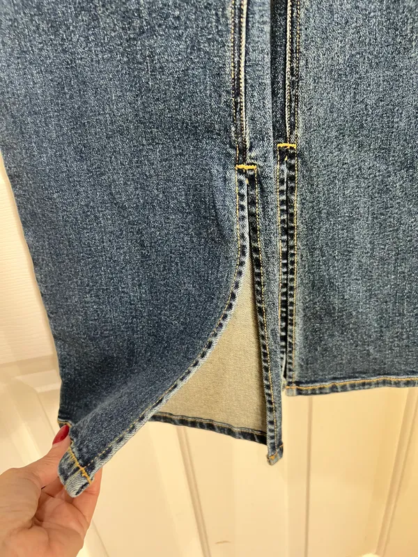 EB DEMIM Split Hem Jegging size Medium with side zipper slit hem NWT Tommy wash - Image 7
