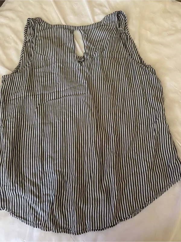 Coastal grandma flowy nautical stripe tank / Old Navy Black XL - Image 10