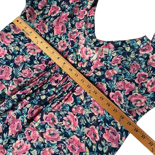 LC Lauren Conrad Womens Floral ¾ Sleeve Chiffon Blouse pleated button front sz M - Image 6