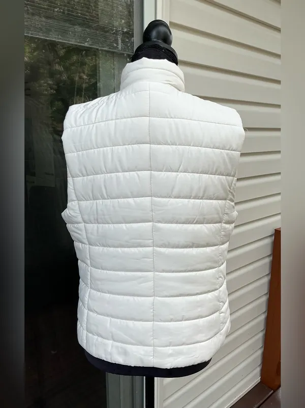 Women's Quilted Puffer Vest - Lightweight Zip Front 🍃🍂 - Image 3