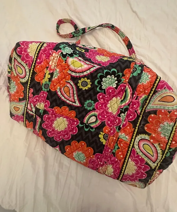 Vera Bradley duffel - Image 3