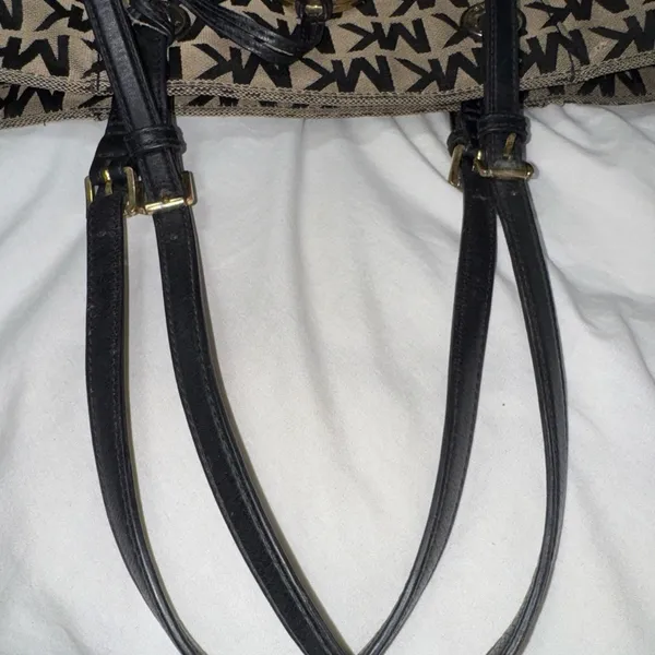 Michael Kors Large Jet Set Tote - Image 8