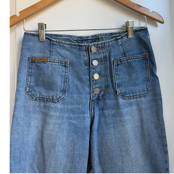 Vintage Hot And The Gang Size 5 Blue Denim Made in USA Flare Jeans Button Fly‎ - Image 4