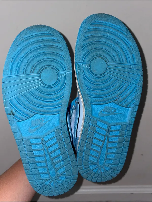 Jordan 1 Mid Women's Sneakers - Light Blue/White Size: 7.5 - Image 7