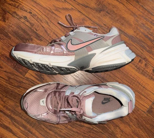 Nike V2K Run Smokey Mauve, Cobblestone, Light Smoke Grey, Low Top Sneakers W 11 - Image 2