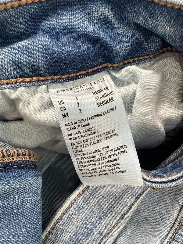 American Eagle Jeans - Image 4