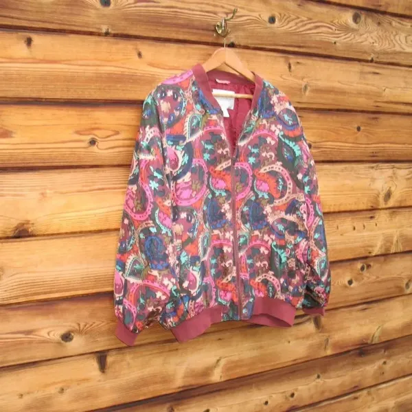 Vintage 80’s Casual Corner silk Puffer Jacket Red Size L - Image 2