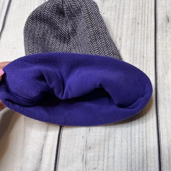 Columbia Women’s Beanie Purple White Design One Size‎ - Image 4