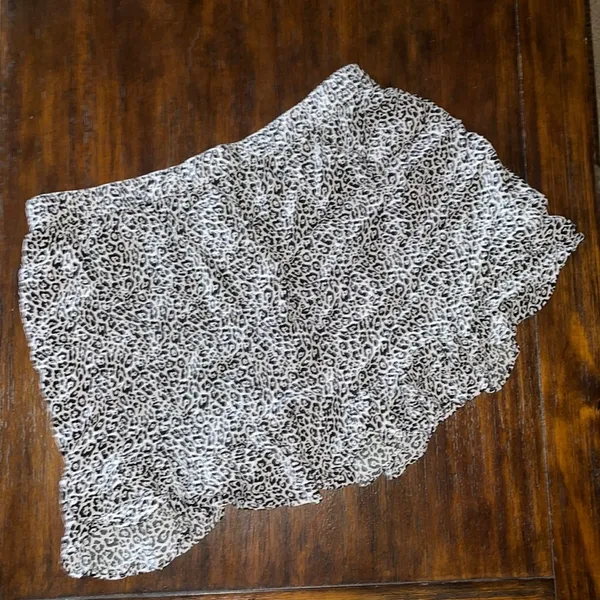 American Eagle leopard skirt - Image 4