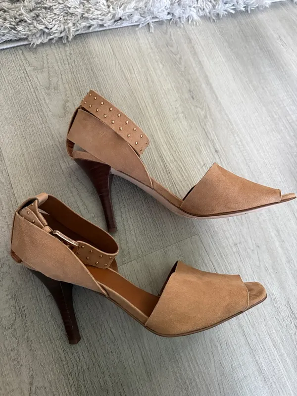 Franco Sarto Tan Suede Peep-Toe Ankle Strap with Brown Heels Size 8.5 - Image 3