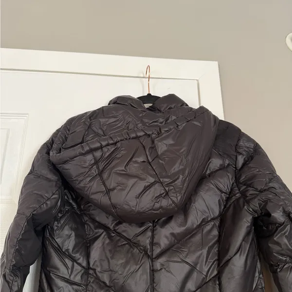 Ralph Lauren Ultra Light Weight 90% Down Fill Black Long Puffer Jacket With Hood - Image 10
