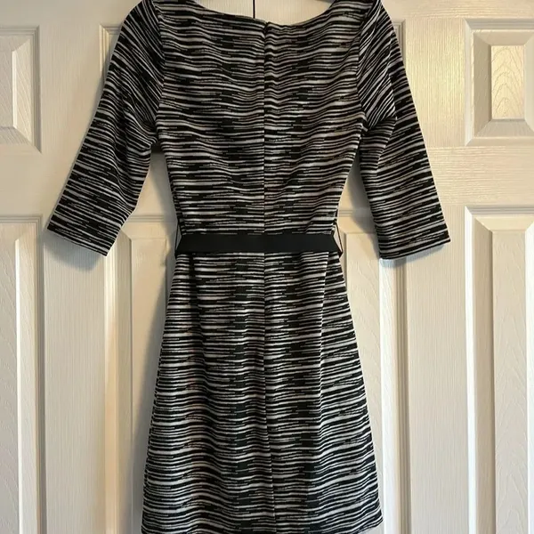 TRINA TURK Women’s Black & White Belted Zebra Stripe 3/4 Sleeve Dress Size 6 - Image 6