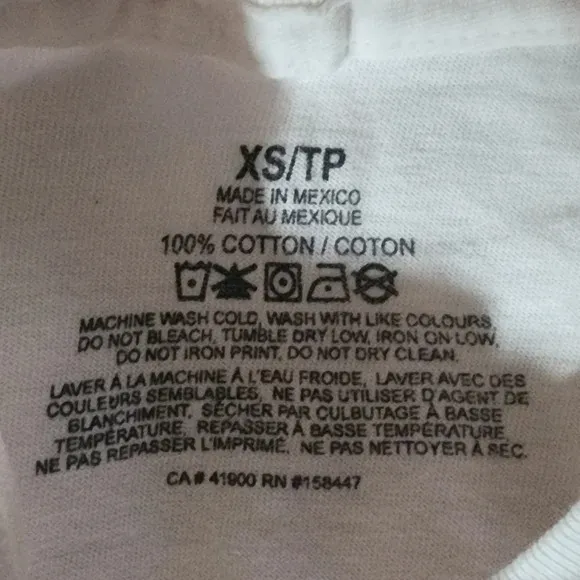 NWOT Majorca 1996 Beach Club Graphic Tee, Small - Image 3