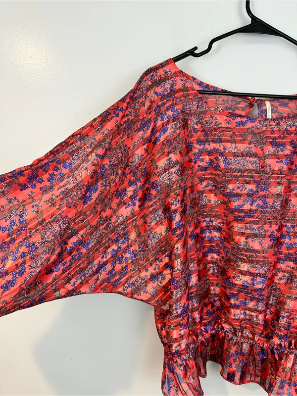 Free People Pink/Blue Metallic Smocked Floral Dolman Sleeve Peplum Top Large - Image 3