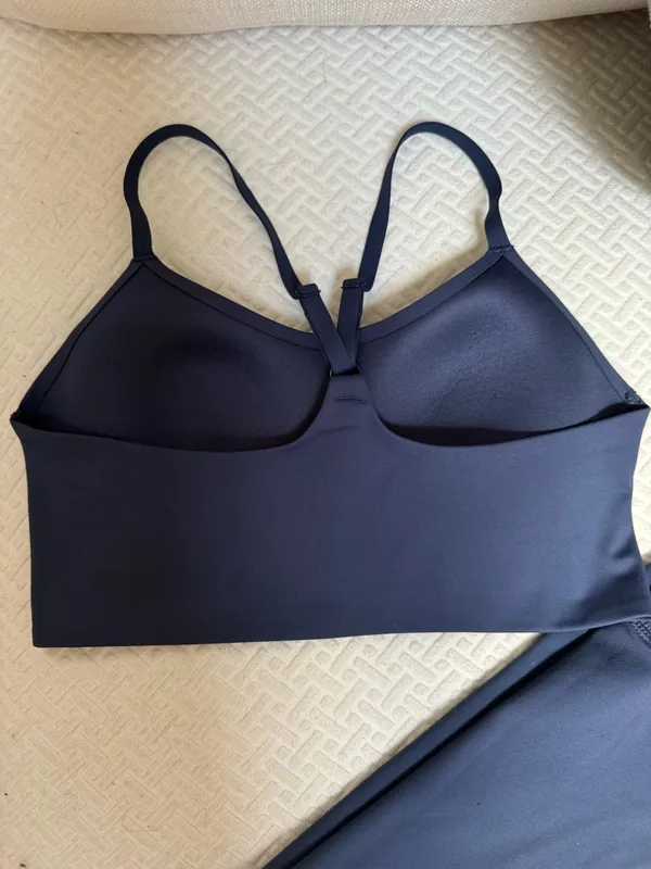 BNWT Gym Set Bra and Leggings Blue Size M - Image 2