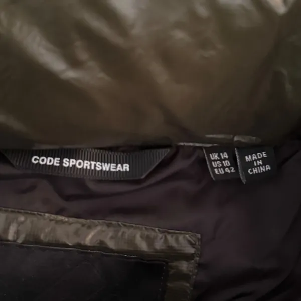 Superdry Code Sportswear High Shine Puffer Jacket Faux Fur Hood Olive Green S/10 - Image 8