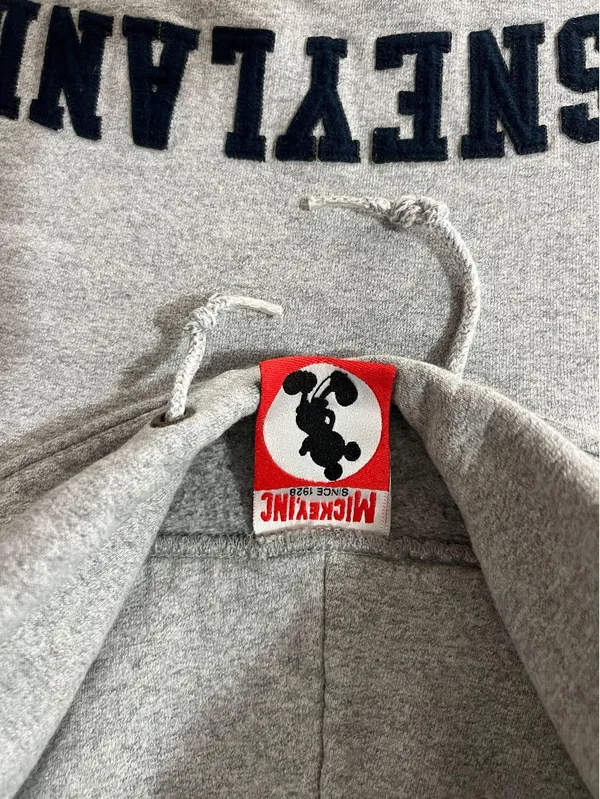 Disney land Hoddie - Image 4