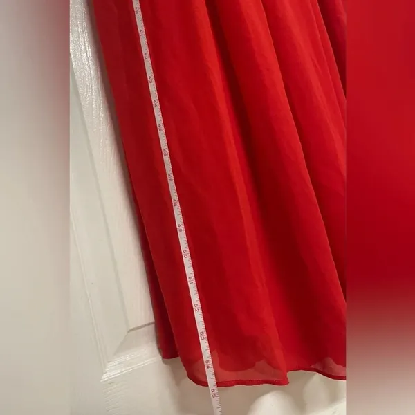 NWT Revolve Lovers & Friends Red Maxi Gown Size Large Ruffled Top Leg Split - Image 4