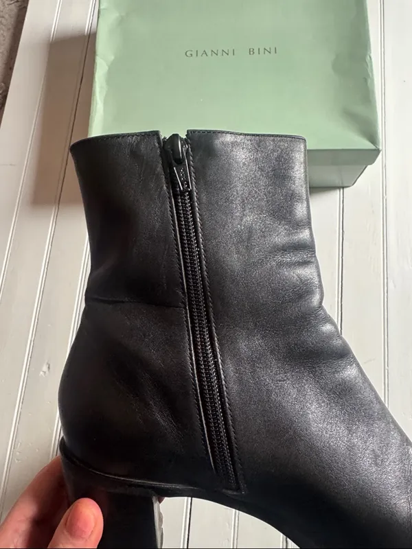 Gianni Bini Booties Black Size 10 - Image 5