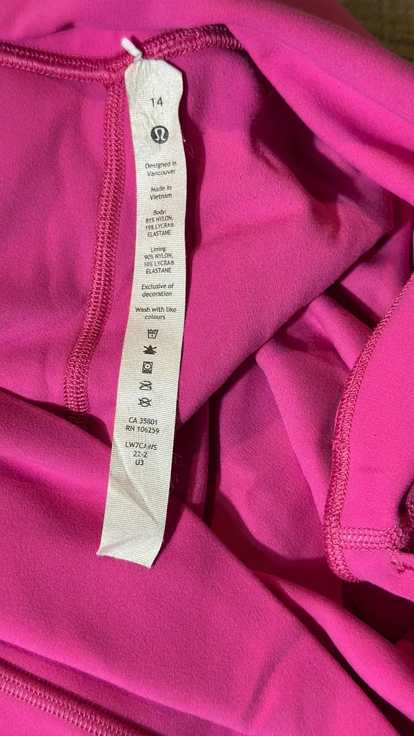 Lululemon Shorts Biker Align High-Rise 4" - Image 4