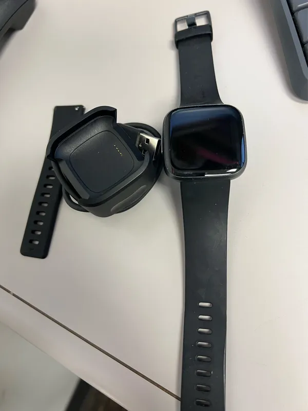Fitbit Versa 2 - Health & Fitness Smart Watch Graphite Body / Black Band FB507 - Image 7