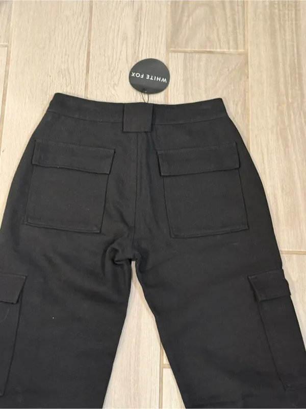 White Fox Boutique Black Cargo Jeans - Image 7
