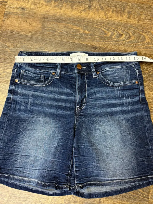 BKE Payton Denim Jean Shorts Womens 28 Dark Wash Whiskered Mid Rise Bermuda 7” - Image 4